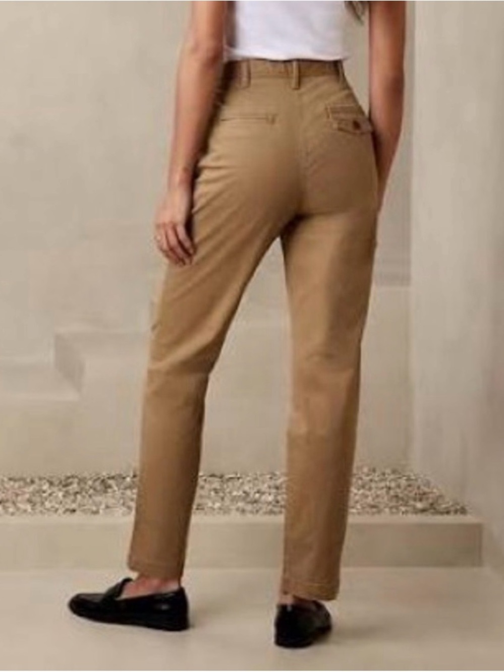 TALL Banana Republic High-Rise Authentic Chino Khaki size 8 Tall